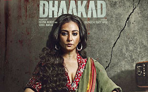 Divya Dutta`s first look in Razneesh Ghai`s action film, `Dhaakad` (Release - October 1, 2021)